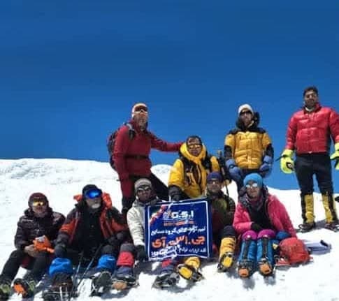  کارگران گروه صنایع جی.اس.آی به قله آرارات ترکیه صعود کردند